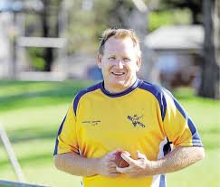Keast puts a fresh spin on return at 42 ...